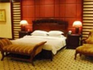 White Cloud Hotel Kunming Bagian luar foto